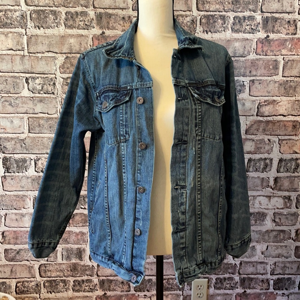 Atakoka Bay distressed denim jacket